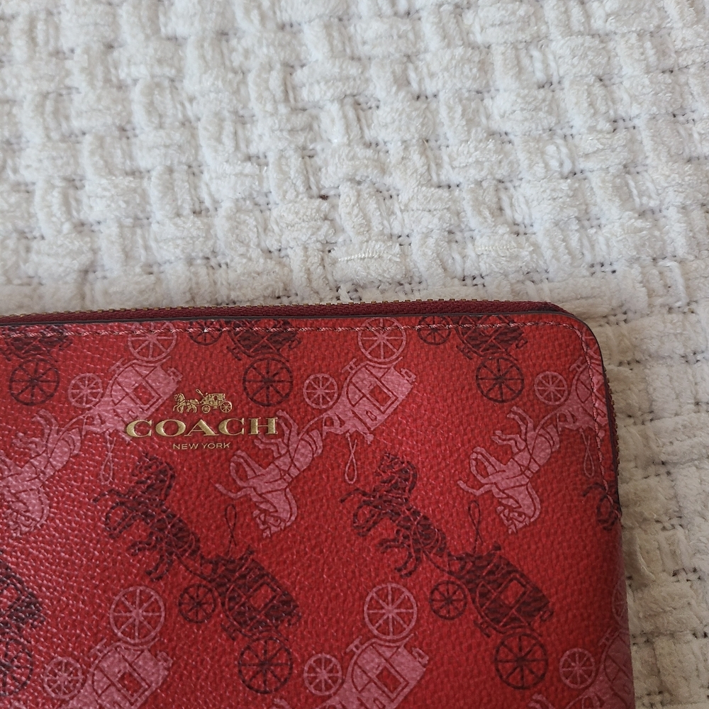 Coach Signature Red Wristlet - Picture 9 of 11